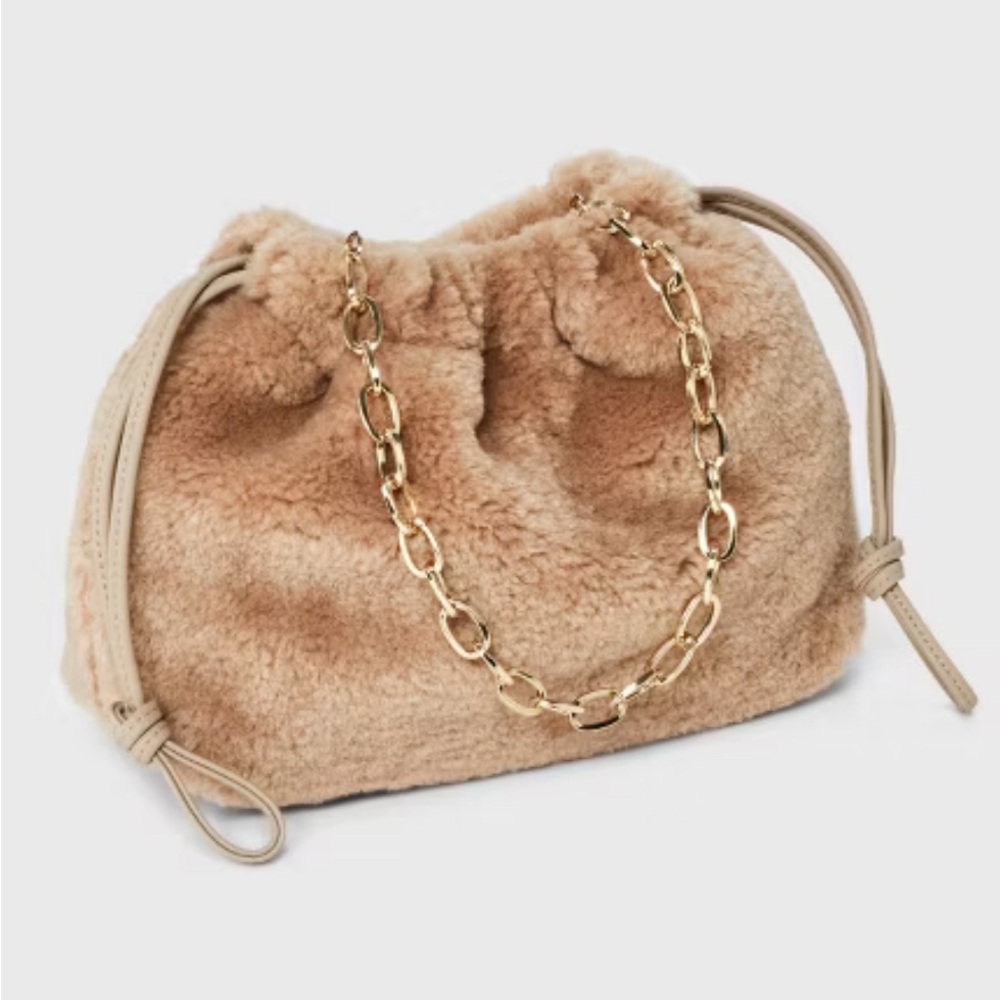 Elegant Tan Faux Fur Shoulder Bag